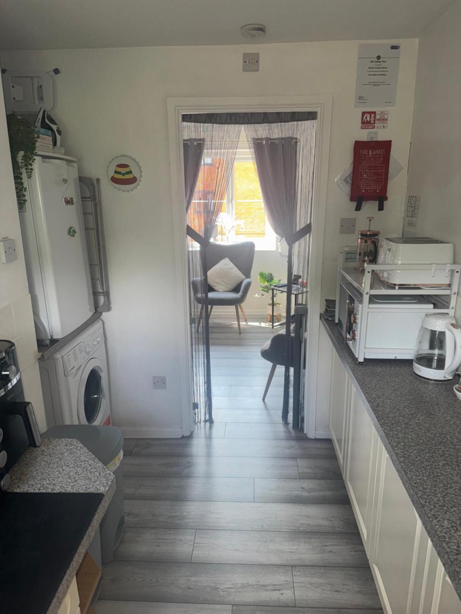 Town Centre Apartment 몰드 외부 사진